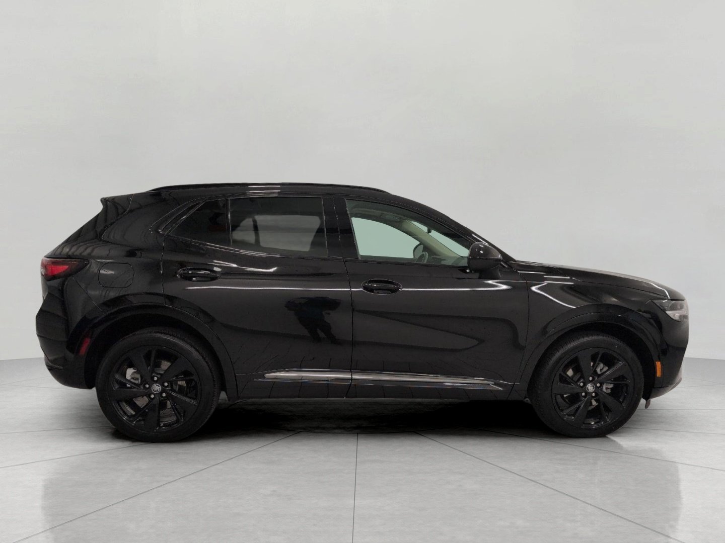 Used 2023 Buick Envision Essence w/ Sport Touring Package AWD/4WD image 11