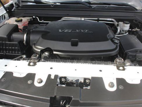 Used 2019 Chevrolet Colorado LT RWD image 42