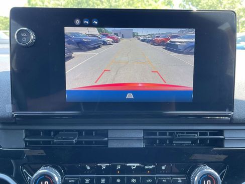 Used 2024 Honda Prologue EX image 29