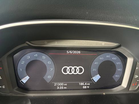 Used 2023 Audi Q3 2.0T Premium w/ Convenience Package AWD/4WD image 17