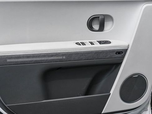 Certified 2025 Hyundai Ioniq 5 Limited image 23