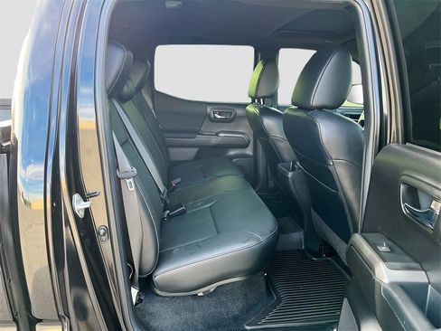 Used 2023 Toyota Tacoma TRD Sport image 26