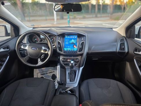 Used 2012 Ford Focus Titanium w/ Titanium Handling Pkg FWD image 33
