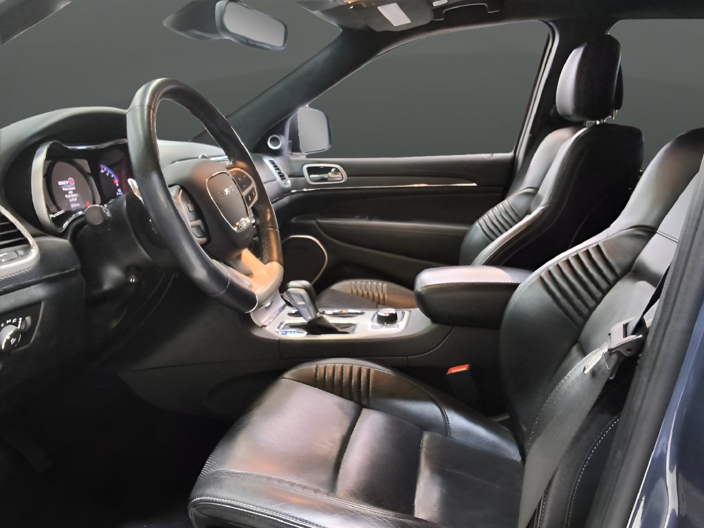 Used 2021 Jeep Grand Cherokee SRT AWD/4WD image 14