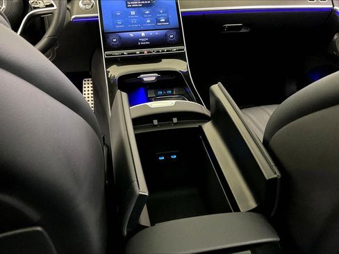 Certified 2023 Mercedes-Benz S 500 4MATIC w/ AMG Line image 16