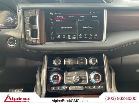 Used 2024 GMC Yukon Denali Ultimate AWD/4WD image 11