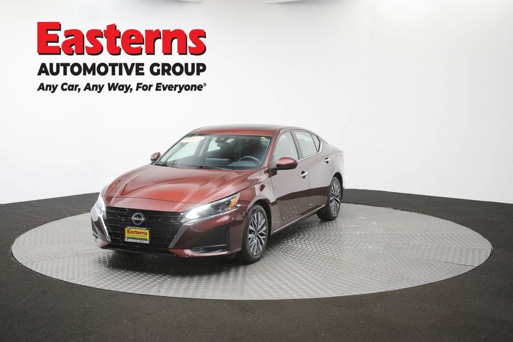Used 2023 Nissan Altima 2.5 SV w/ SV Premium Package FWD image 60
