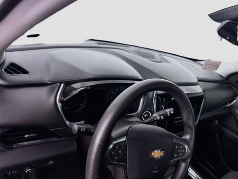 Used 2020 Chevrolet Traverse LS w/ LPO, Blackout Package FWD image 11