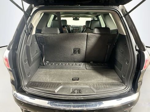 Used 2012 GMC Acadia Denali image 28