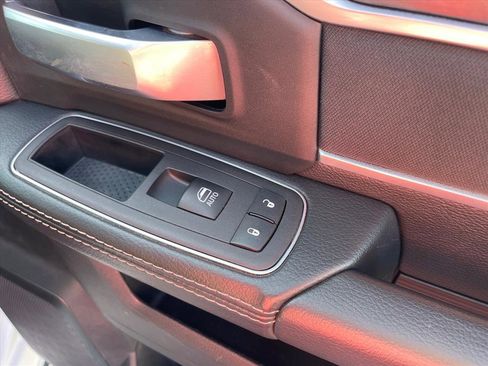 Used 2024 RAM 3500 Big Horn image 19