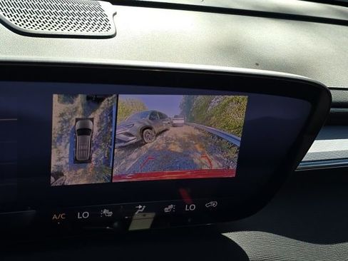 New 2026 Buick Enclave Sport Touring image 9