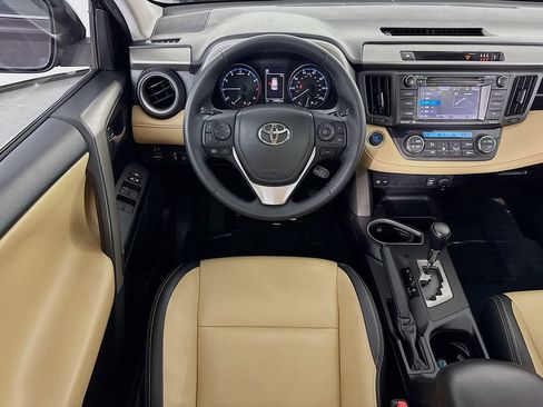 Used 2018 Toyota RAV4 XLE image 27