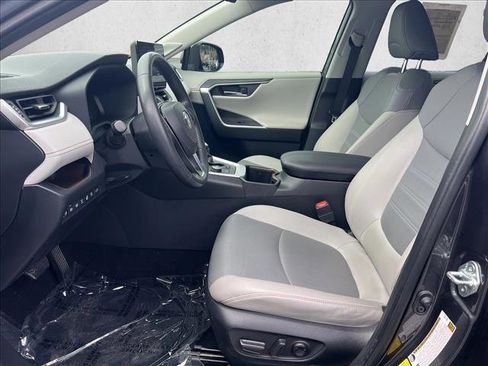 Used 2024 Toyota RAV4 Limited image 10