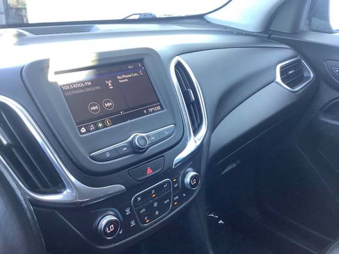 Used 2020 Chevrolet Equinox LT w/ Midnight Edition AWD/4WD image 17