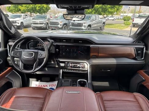 Used 2025 GMC Sierra 2500 Denali Ultimate w/ Max Trailering Package AWD/4WD image 13