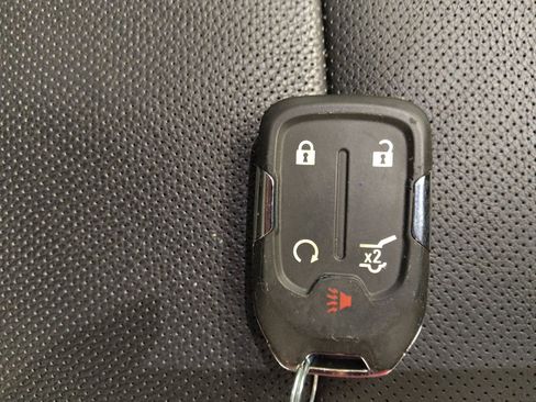 Used 2021 GMC Terrain SLT w/ Elevation Edition image 32