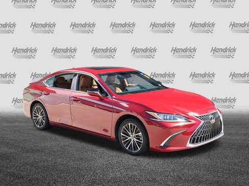 Used 2023 Lexus ES 350 w/ Premium Package FWD image 2