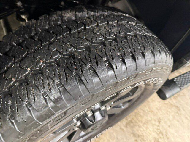 Used 2025 RAM 2500 Big Horn AWD/4WD image 40