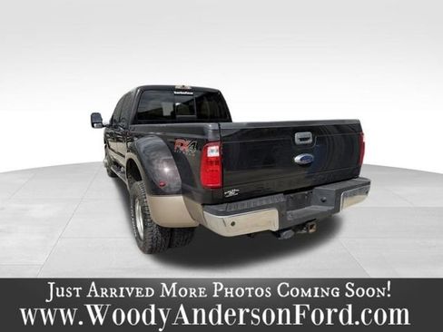 Used 2013 Ford F350 Lariat w/ Lariat Interior Pkg image 4