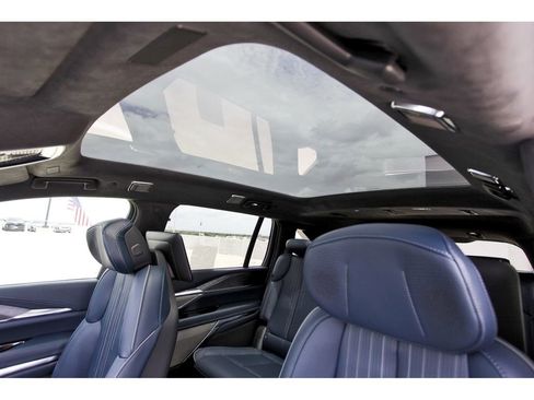 New 2026 Cadillac Escalade IQ Luxury 2 AWD/4WD image 23