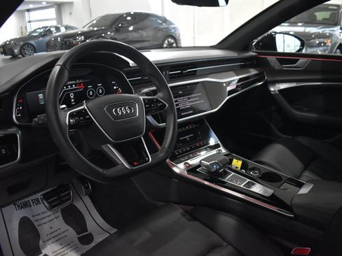 Used 2022 Audi RS 7 Sportback AWD/4WD image 13