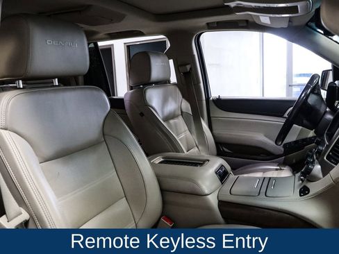 Used 2018 GMC Yukon Denali w/ Denali Ultimate Package image 13