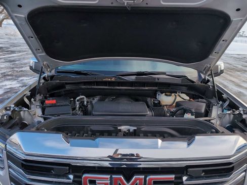 Used 2022 GMC Sierra 1500 SLT w/ SLT Premium Package image 37