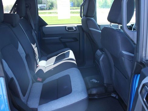 Used 2023 Ford Bronco 4-Door AWD/4WD image 16