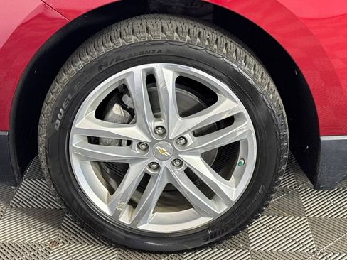 Used 2019 Chevrolet Equinox Premier AWD/4WD image 15