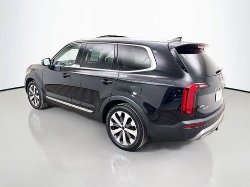 Used 2022 Kia Telluride EX w/ EX Premium Package image 5