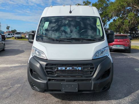 Used 2023 RAM ProMaster 2500 FWD image 9