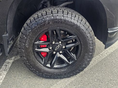 Used 2020 Chevrolet Silverado 1500 LT Trail Boss AWD/4WD image 9
