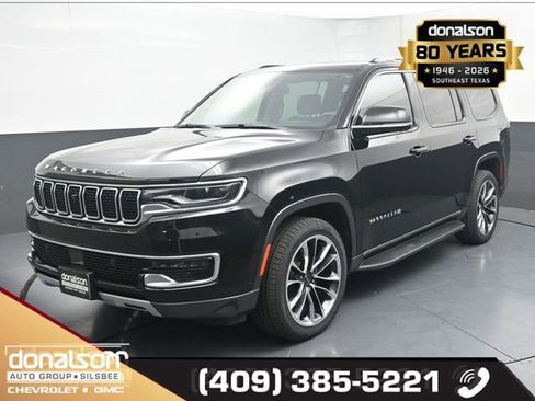 Used 2022 Jeep Wagoneer Series II w/ Convenience Group I RWD image 5