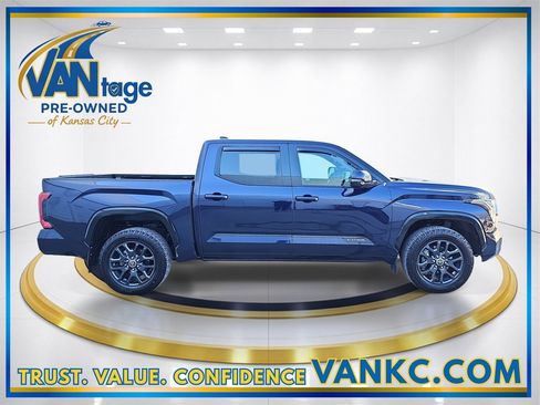 Used 2023 Toyota Tundra Platinum image 5