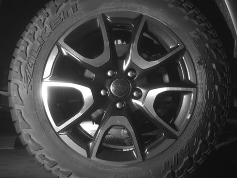 Used 2025 Jeep Compass Trailhawk image 15