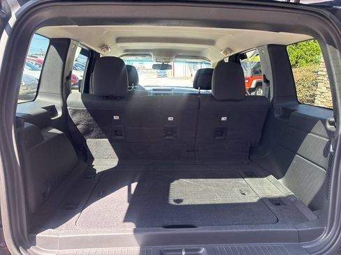 Used 2012 Jeep Liberty Sport w/ Popular Equipment Group RWD image 13