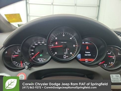 Used 2014 Porsche Cayenne Diesel AWD/4WD image 23