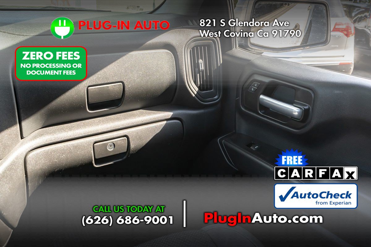 Used 2020 Chevrolet Silverado 1500 Custom w/ Custom Value Package RWD image 16