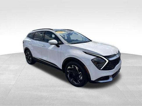 Used 2025 Kia Sportage SX FWD image 3