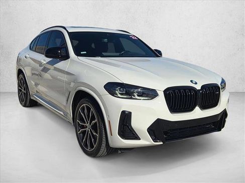 Used 2022 BMW X4 M40i w/ Premium Package image 3