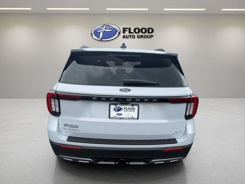 New 2026 Ford Explorer Active w/ Active Comfort Package AWD/4WD image 6