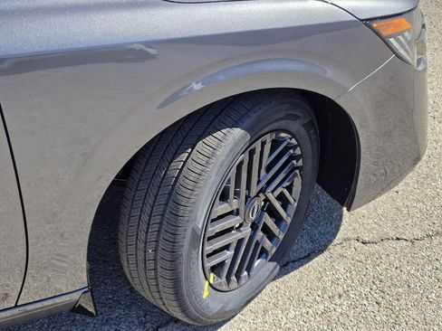 New 2026 Nissan Sentra SV image 6