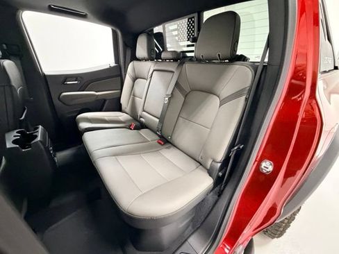 Certified 2025 Chevrolet Colorado ZR2 w/ Midnight Edition AWD/4WD image 21