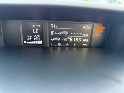 Used 2018 Subaru Forester 2.5i Premium AWD/4WD image 45