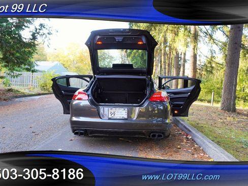 Used 2013 Porsche Panamera GTS image 29