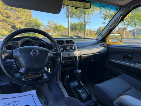 Used 2003 Nissan Frontier S/C AWD/4WD image 15