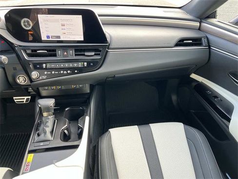 Certified 2023 Lexus ES 350 F Sport image 14