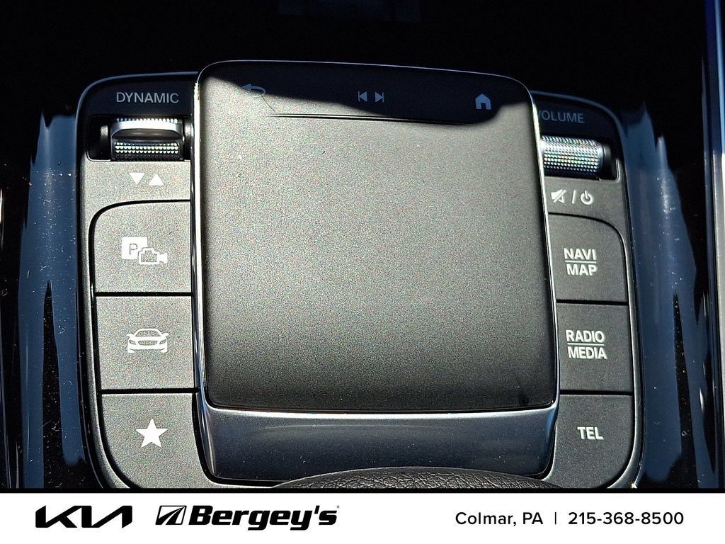 Used 2023 Mercedes-Benz GLB 250 4MATIC image 27