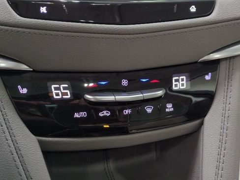 Used 2024 Cadillac XT5 Premium Luxury AWD/4WD image 23
