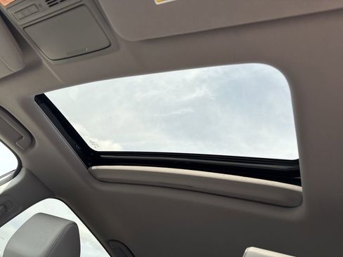 Used 2018 Honda CR-V EX-L image 5